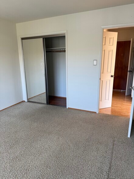 Building Photo - 1601 Sanchez St