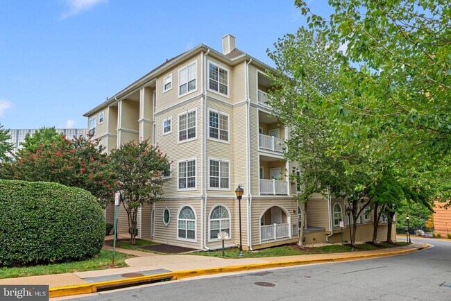 Building Photo - 4551 Strutfield Ln