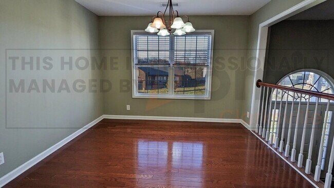 Building Photo - 2780 Cascade Dr