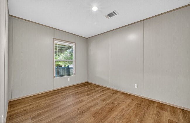 Building Photo - 1115 1 Oak Chase Rd