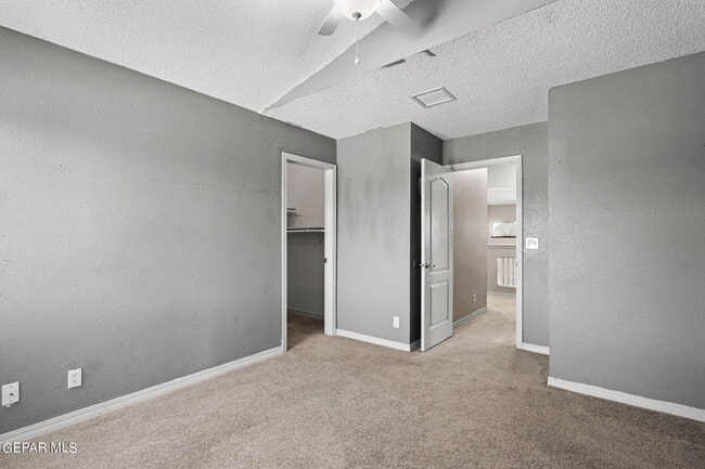 Building Photo - 3008 Tierra Cuervo Dr