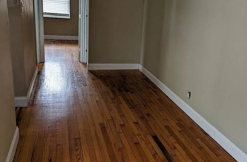 hall - 2344 1st Ave N