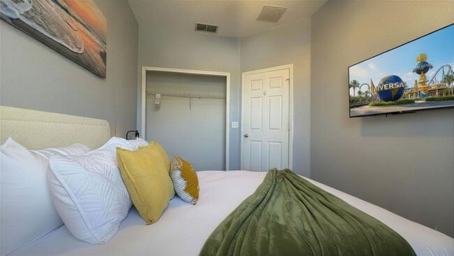 Building Photo - 3087 Seaview Castle Dr