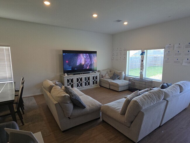 Building Photo - 27002 River Birch Ridge Dr