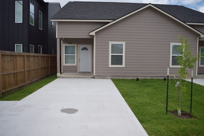 Building Photo - 331 Tite St