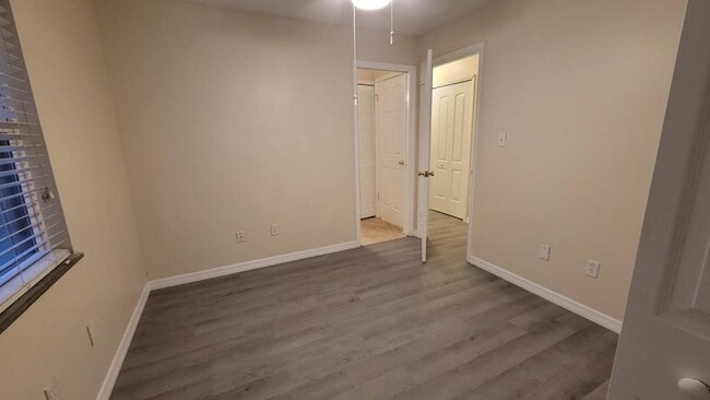 Building Photo - 53 St Johanna Dr