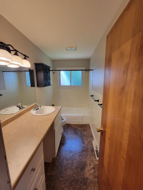 Building Photo - 3913 Alan Dr