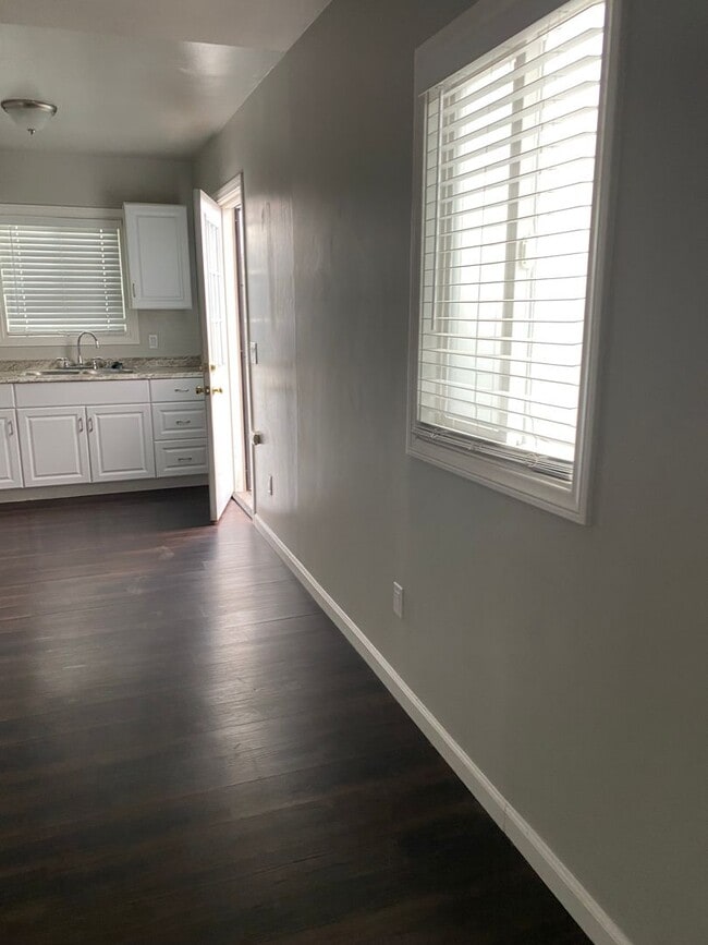 Building Photo - Cozy Studio, 1 Bath rental in Normal Heights for Rent