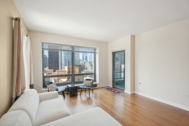 Building Photo - 130 N Garland Ct