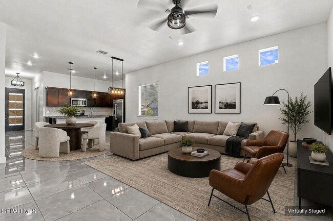 Building Photo - 13868 Paseo de Loma Ct