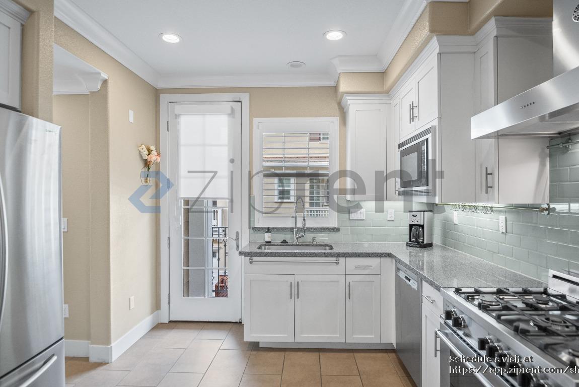 Building Photo - 410 Longden Ave