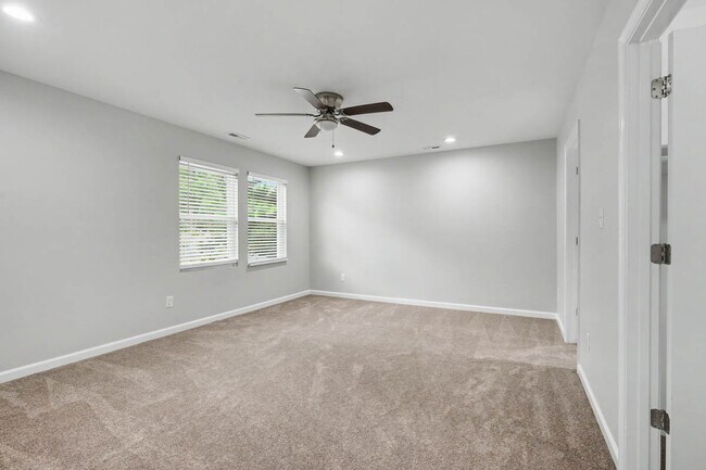 Building Photo - 6324 Grimes Ave
