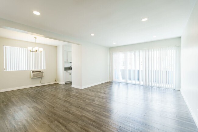 Interior Photo - 11645 Gorham Ave