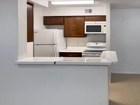 Building Photo - 2946 S University Dr