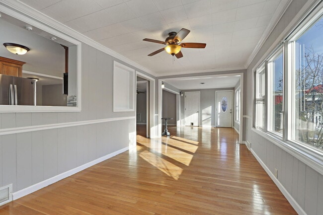 Building Photo - 1342 Lucille Ave