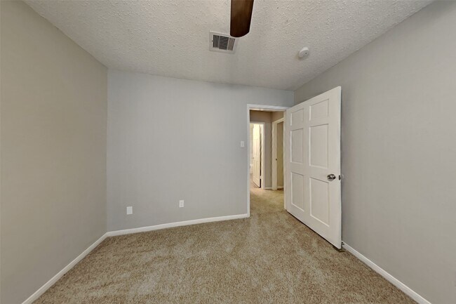 Building Photo - 12519 Limber Pine Pl