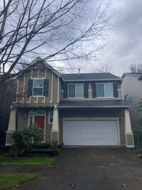 Building Photo - Beautiful Home in the Oaks Area