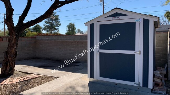 Building Photo - 1510 E Silver St