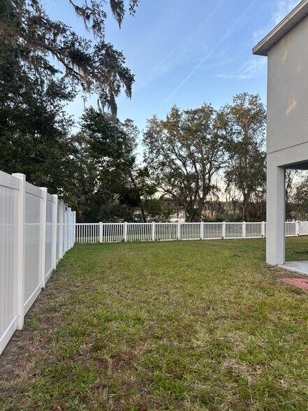 Building Photo - 15613 Mallard Rise Loop