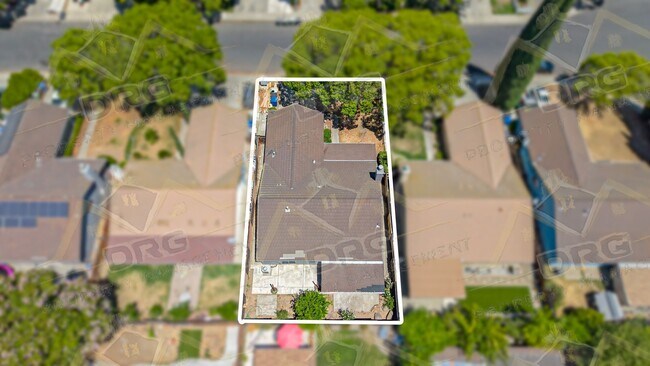 Building Photo - 3524 Hallsboro Ct