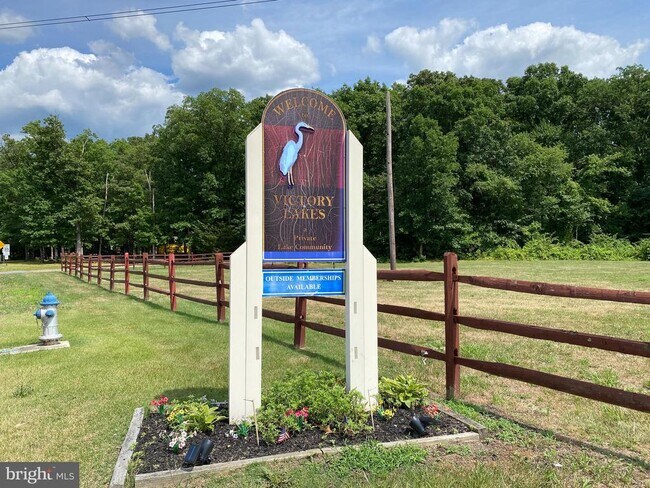 Building Photo - 2722 Sunset Ave