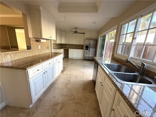 Building Photo - 2632 Vista Del Oro