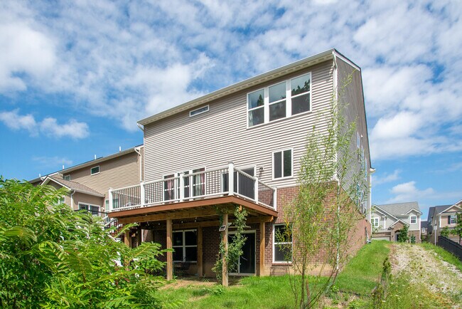 Building Photo - 2825 Dillon Dr