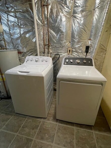 Building Photo - 105 Long Meadow Ct