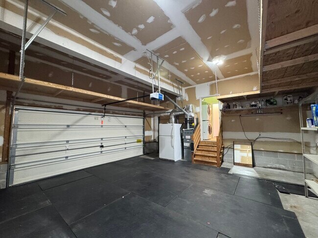 Building Photo - 307 Ludlow Dr