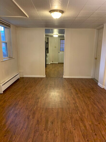 Building Photo - 514 4th St