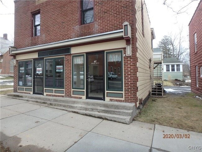 Primary Photo - 60 Oswego St