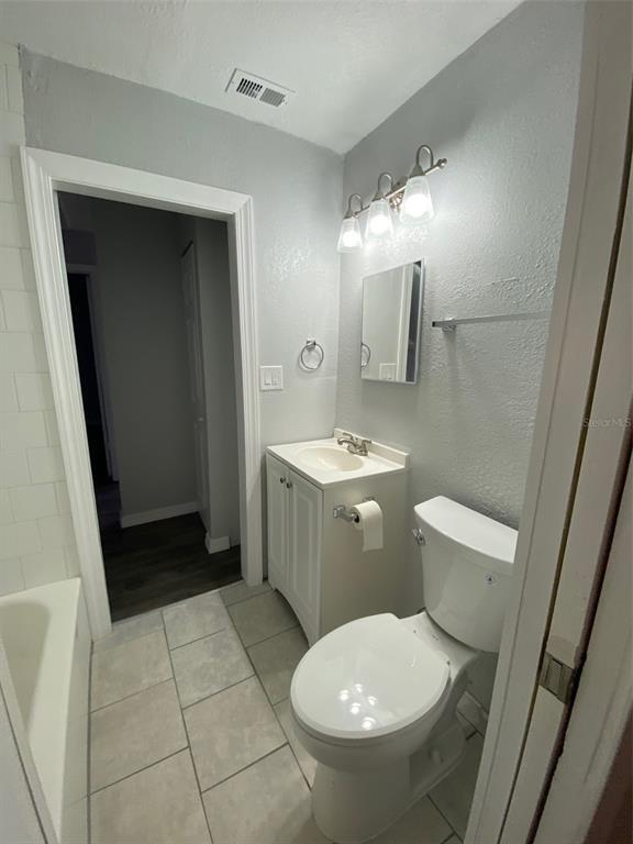 Building Photo - 2525 Imlay Ct S