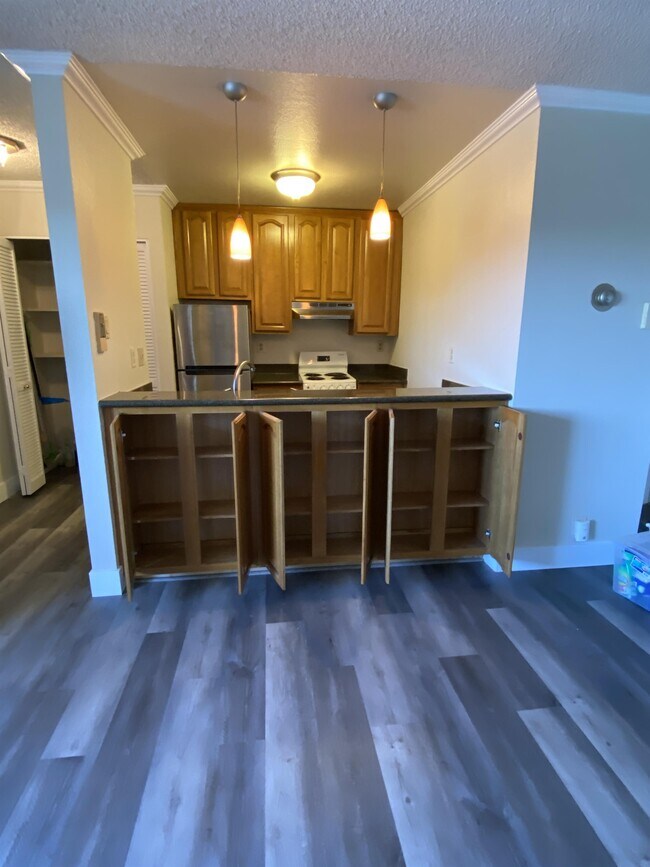 Building Photo - 280 Stonegate Cir