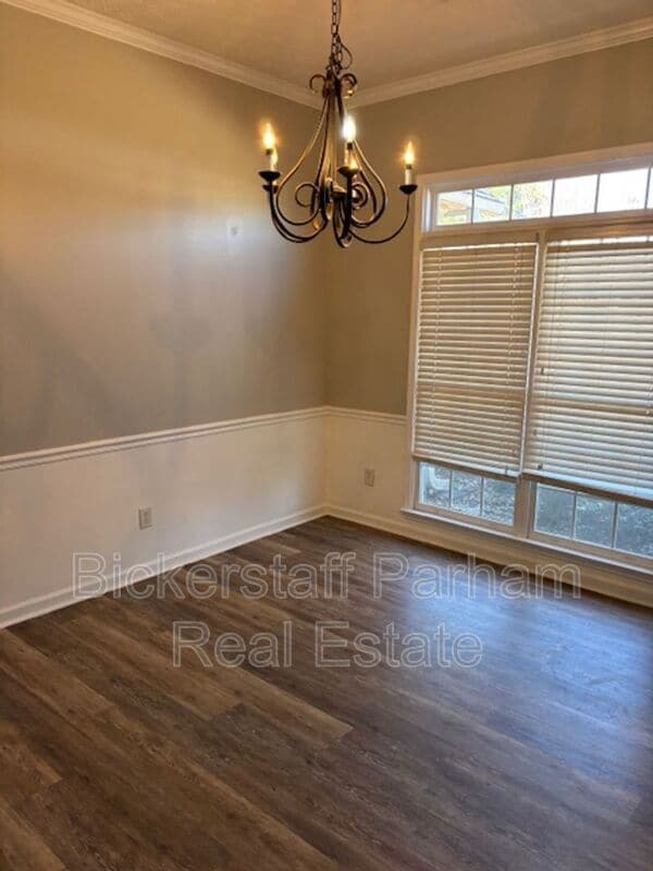 Building Photo - 9146 Garrett Lake Dr