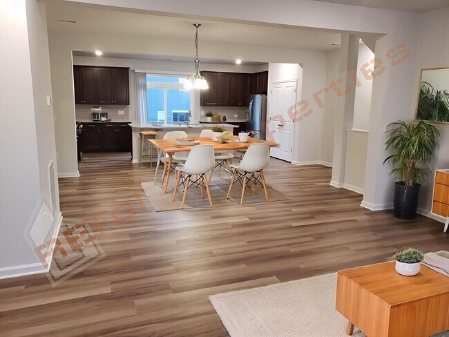 Building Photo - Luxury 3 Story 4 BD/3.5 Bath Townhome @ Sm...