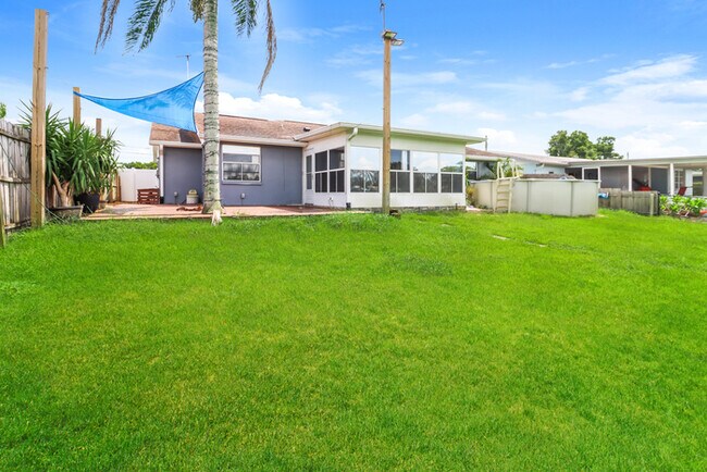 Building Photo - 5535 Baroque Dr