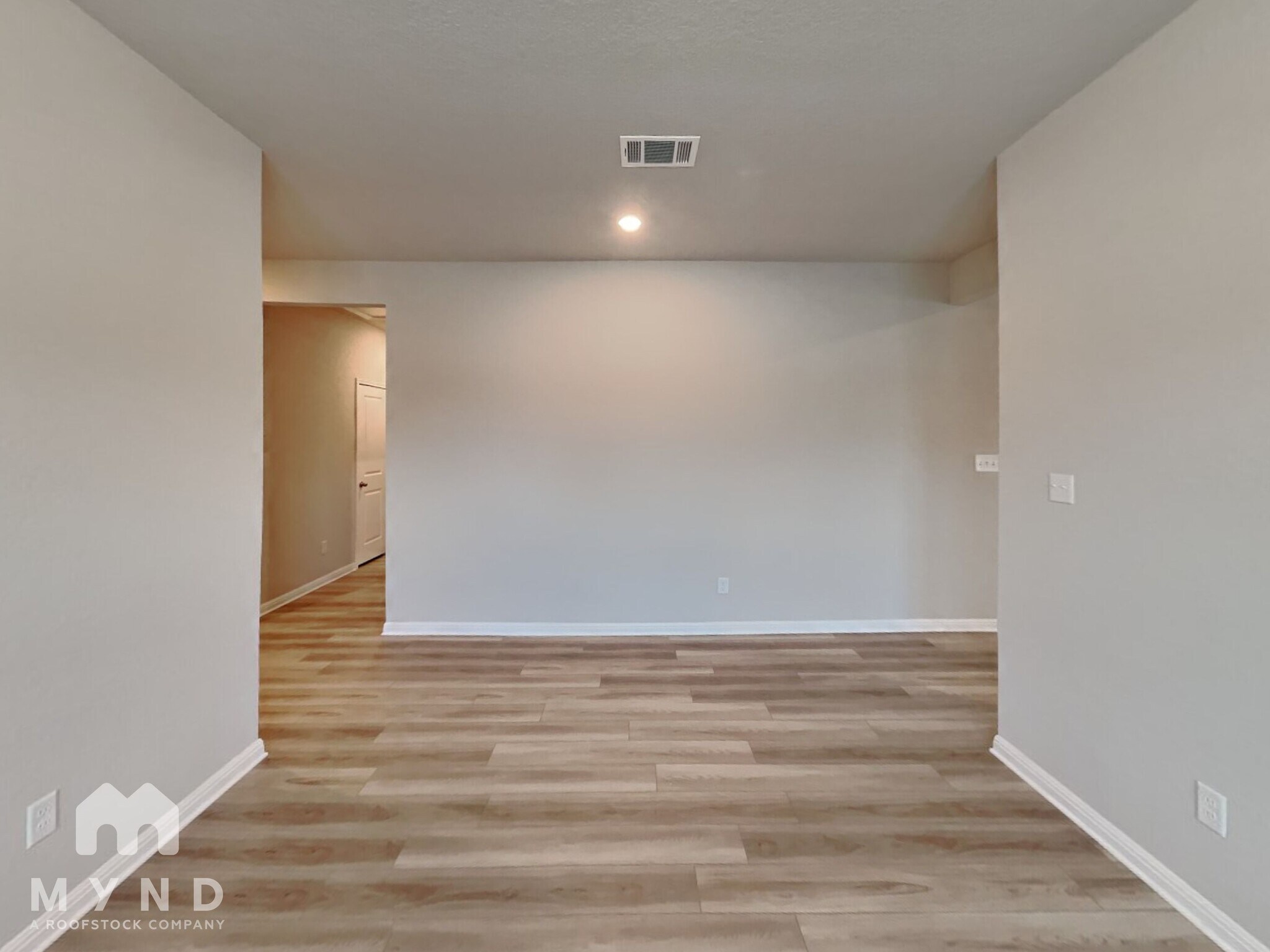 Building Photo - 100 Ostracoda Ln