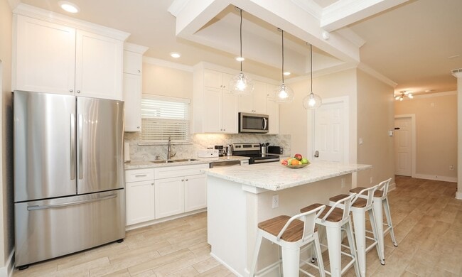 Building Photo - 3535 Mt Pleasant St