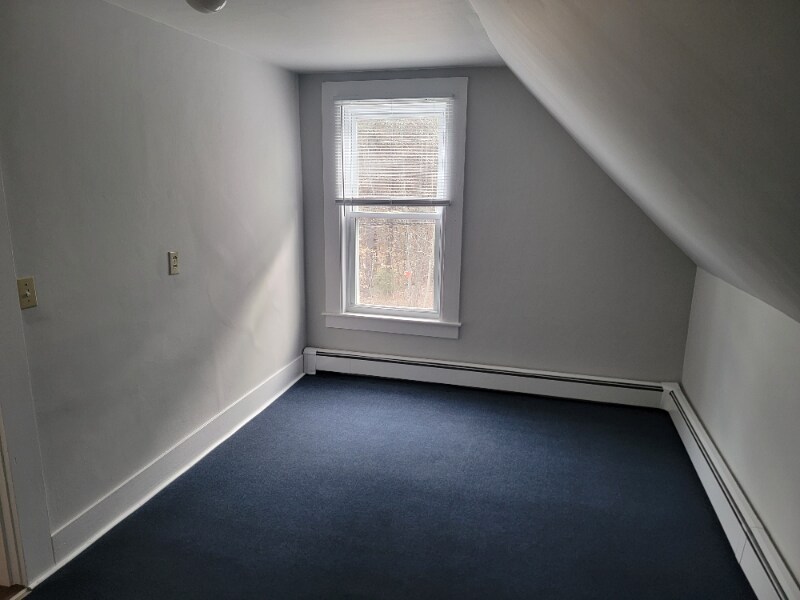 Building Photo - 164 Francestown Rd