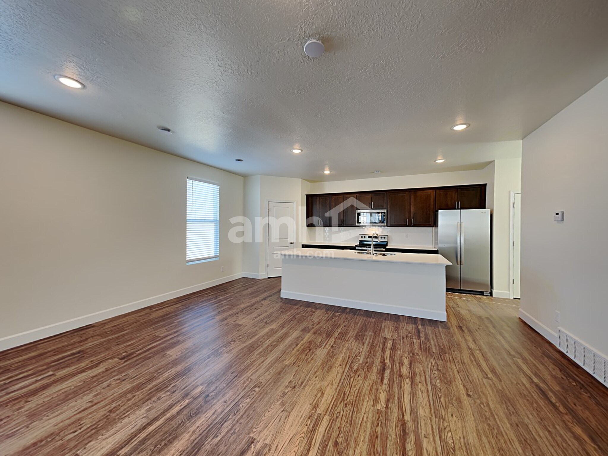 Building Photo - 6118 W Copper Hawk Dr