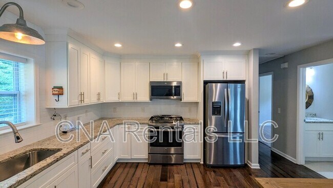 Building Photo - 3290 Forest Creek Dr SW