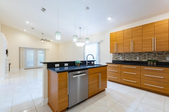Building Photo - 4030 Forsythe Park Cir
