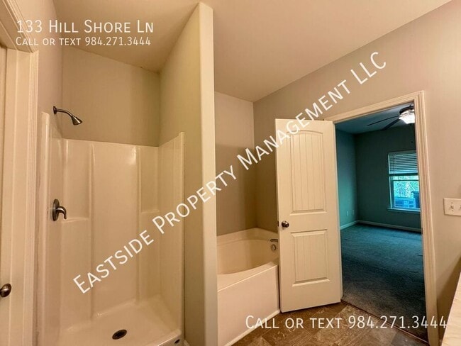 Building Photo - 133 Hill Shore Ln