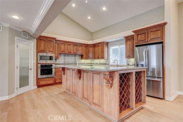 Building Photo - 594 1st St