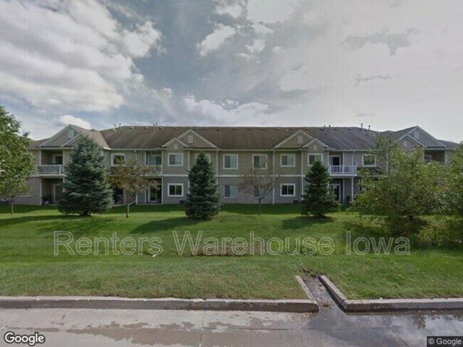 Primary Photo - 1340 SE Florence Dr