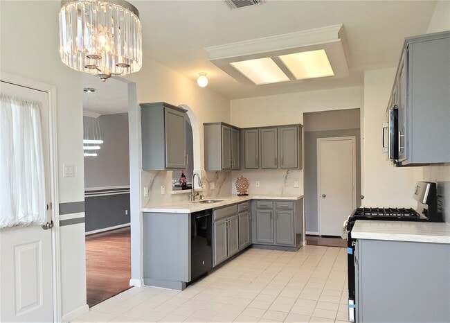 Building Photo - 21511 Westcliffe Falls Dr