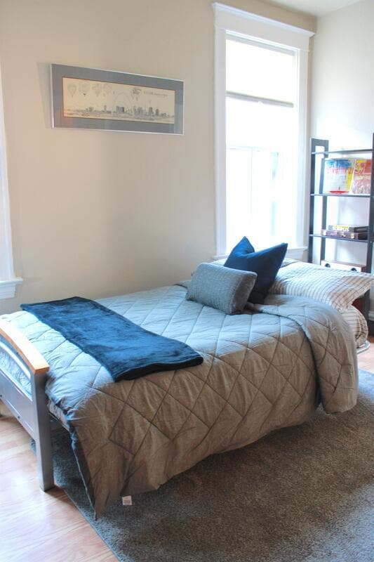 Building Photo - 4424 Oakland Ave