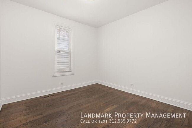 Building Photo - 3706 S Paulina St