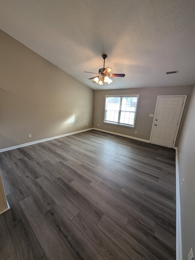 Building Photo - 1039 Stonemark Trl