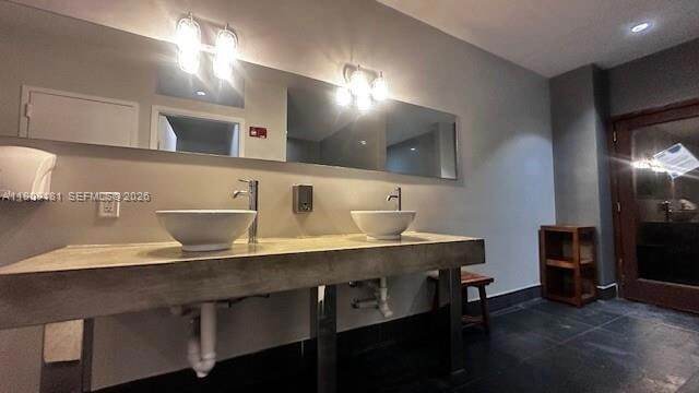 Building Photo - 133 NE 2nd Ave